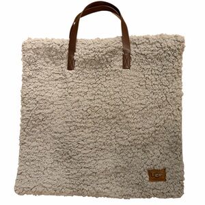 UGG Soft Fluffy Gray Sherpa Bag/Brown Handles NWOT